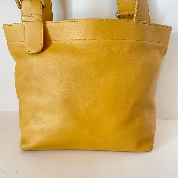 Coach Vintage Soho Lafayette 4140 Shoulder Tote Bag Chamois Yellow Leather - Picture 3 of 16